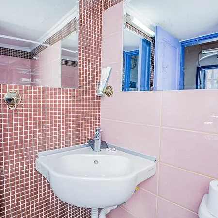 Kali Strata 2 - Downtown Apartment Symi