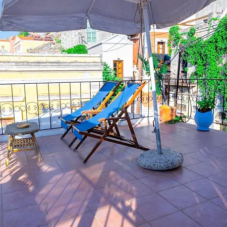 Kali Strata 2 - Downtown Appartement Sými