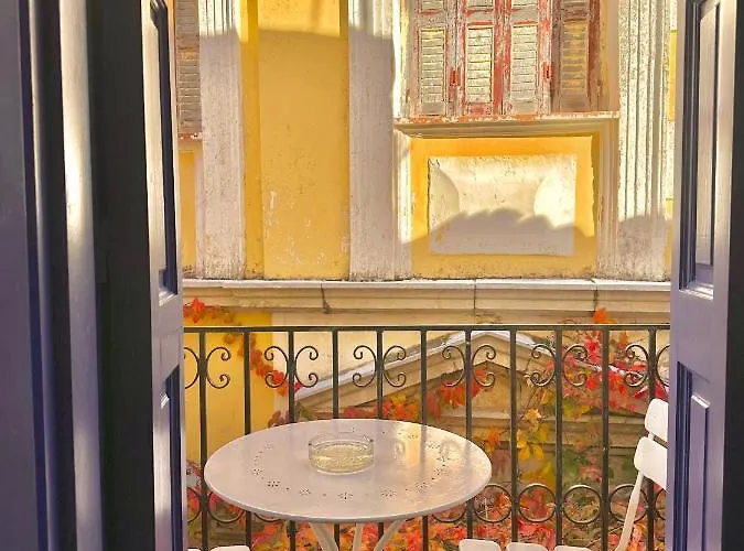 Kali Strata 2 - Downtown Апартаменты Сими