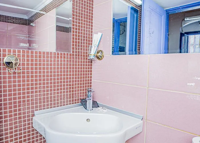 Kali Strata 2 - Downtown Апартаменты Сими